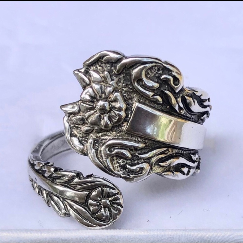 🌹🍃Beautiful Authentic Joseph Esposito Sterling Silver Bypass Spoon Ring🍃🌹